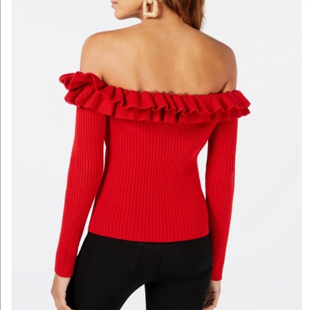 Small off shoulder sweater